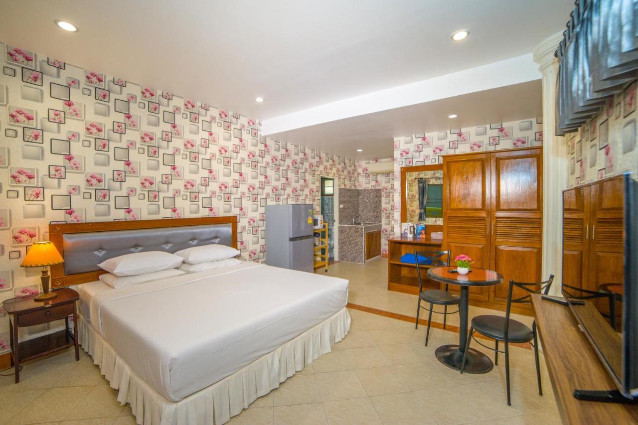 Kamala Phuket Guesthouse Esterno foto