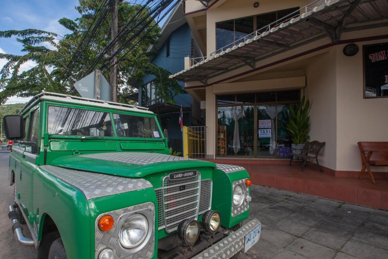 Kamala Phuket Guesthouse Esterno foto