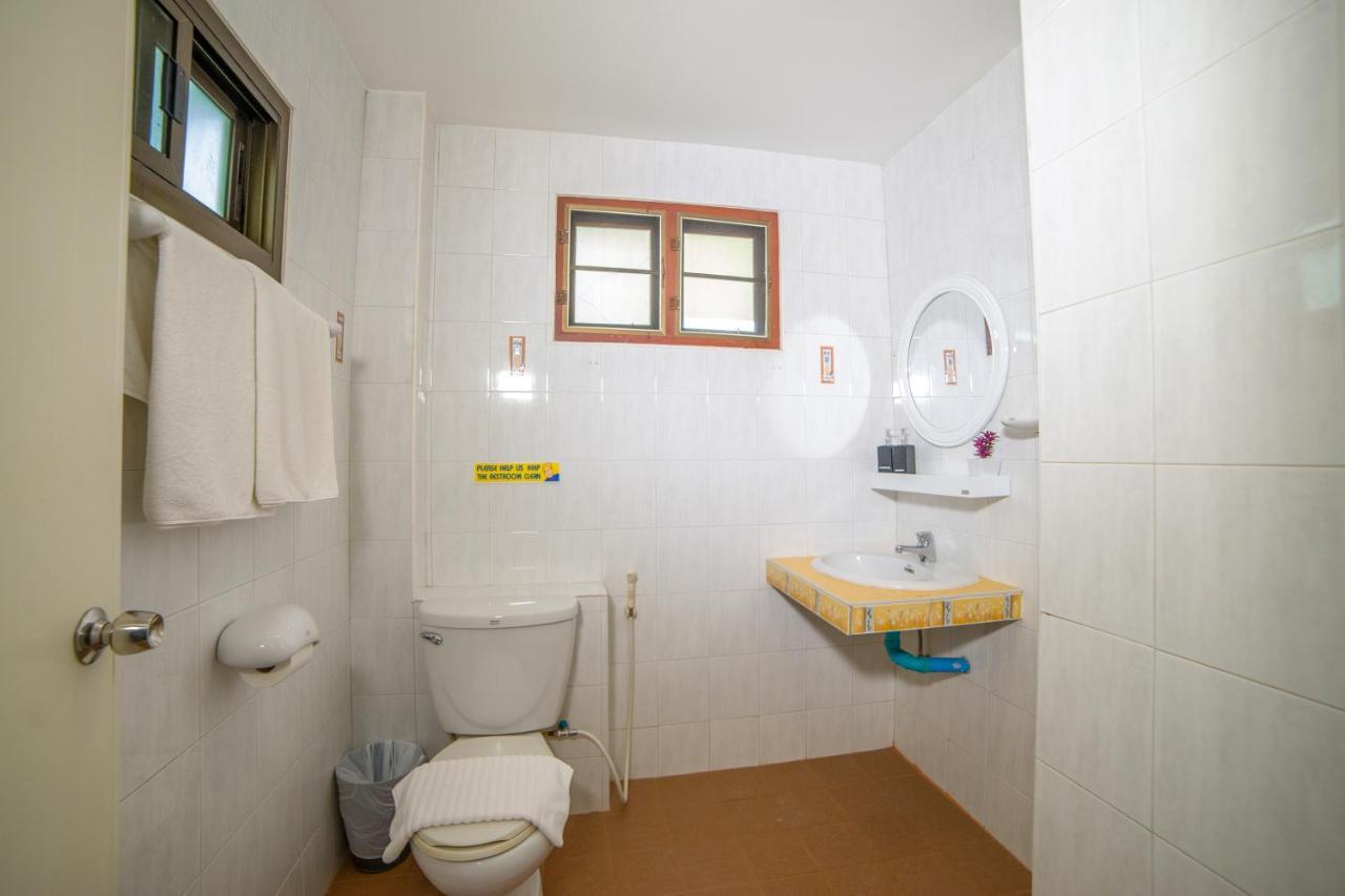 Kamala Phuket Guesthouse Esterno foto